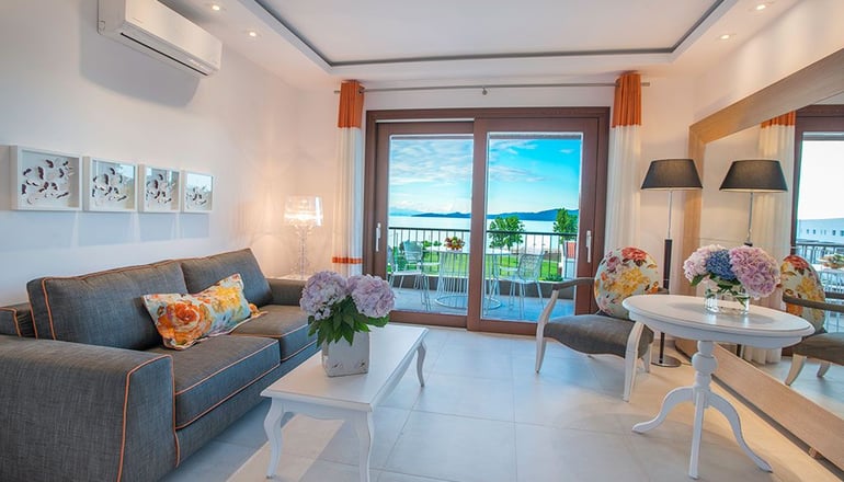 Avaton Luxury Villas Resort Relais & Chateaux