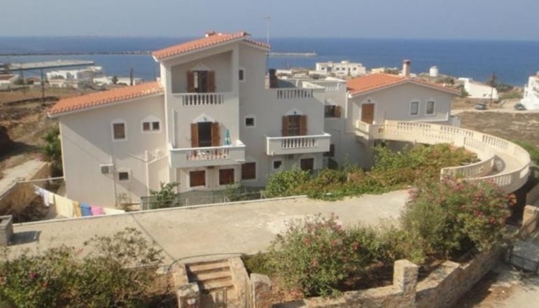 AVRA Apartments - Φρυ, Κάσος