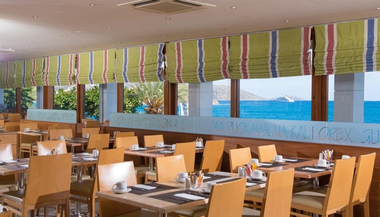 Avra Collection Coral Hotel