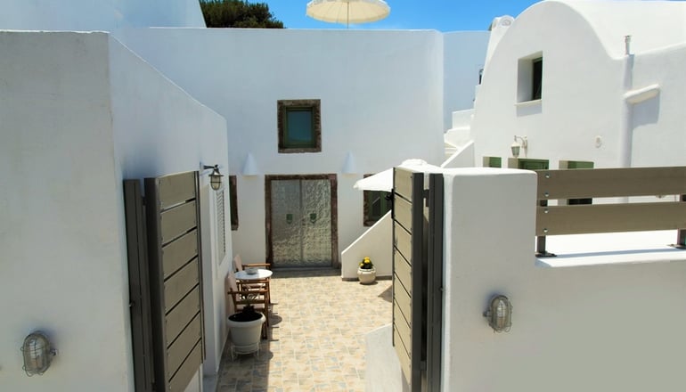 Ayoba Santorini - Ημεροβίγλι, Σαντορίνη