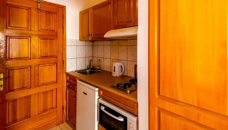 Balaskas Hotel - Διαφάνι, Κάρπαθος