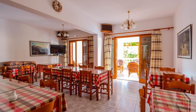 Balaskas Hotel - Διαφάνι, Κάρπαθος