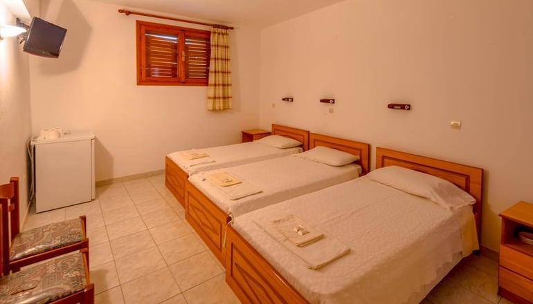 Balaskas Hotel - Διαφάνι, Κάρπαθος