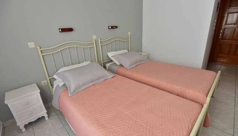 Balaskas Hotel - Διαφάνι, Κάρπαθος