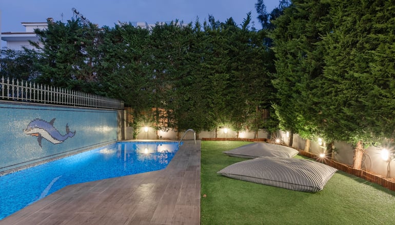 Athenian Grand Riviera by Bill & John Villas