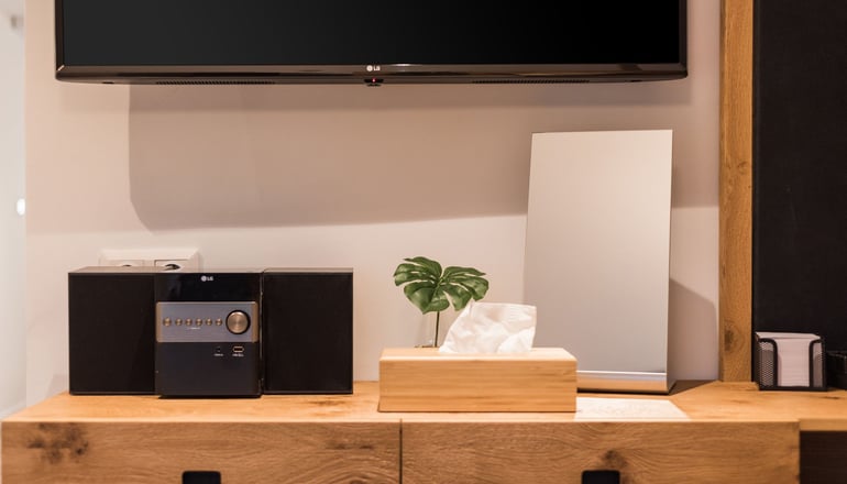 Acropolis Luxury Living by Bill & John Apartments