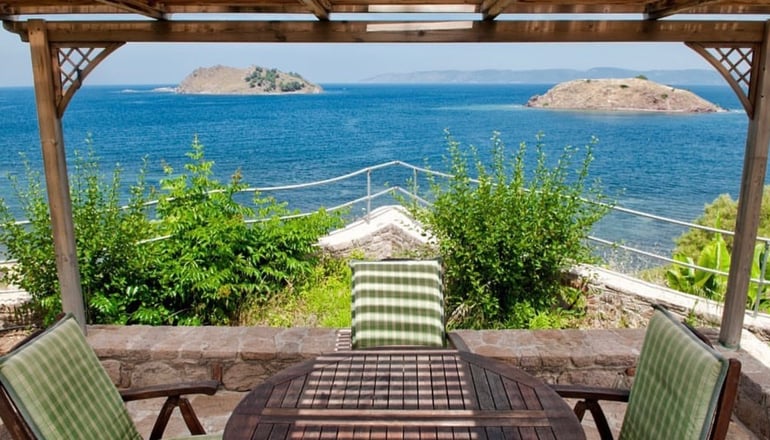 Birds Bay - Πέτρα, Λέσβος