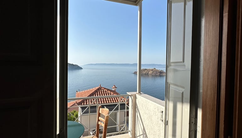 Birds Bay - Πέτρα, Λέσβος