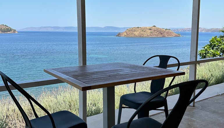 Birds Bay - Πέτρα, Λέσβος