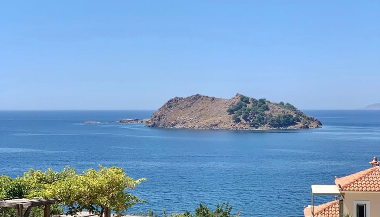 Birds Bay - Πέτρα, Λέσβος