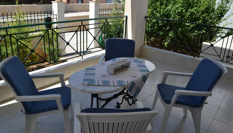 Blue Ark Aigeira Flat & Studio - Αιγείρα, Πελοπόνησσος