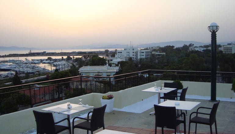 London Hotel -  Γλυφάδα, Αθήνα