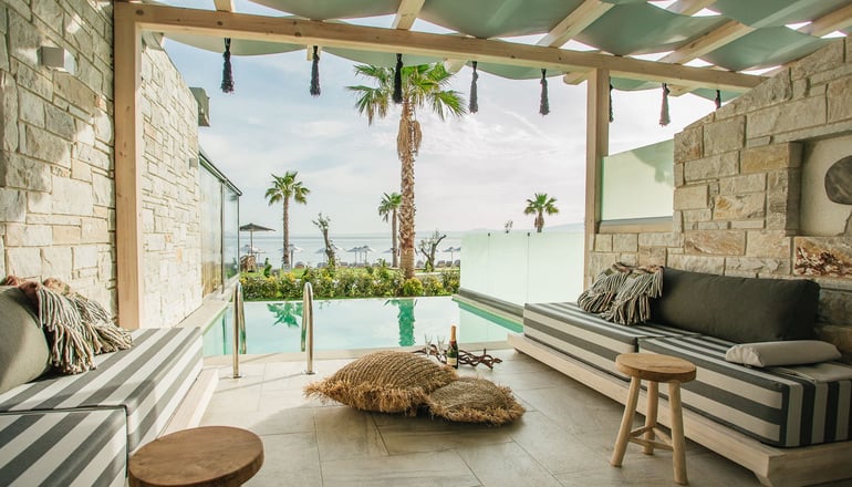 Blue Carpet Luxury Suites
