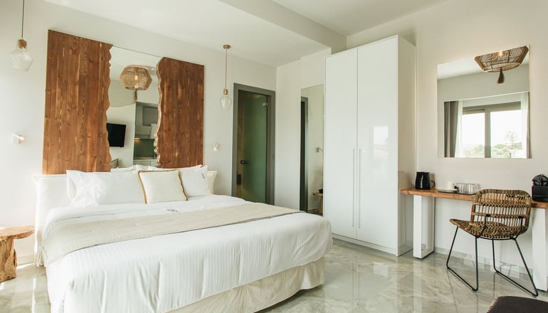 Blue Carpet Luxury Suites