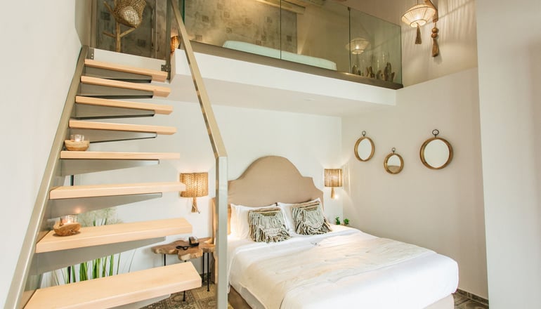 Blue Carpet Luxury Suites