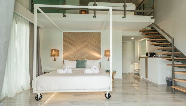 Blue Carpet Luxury Suites