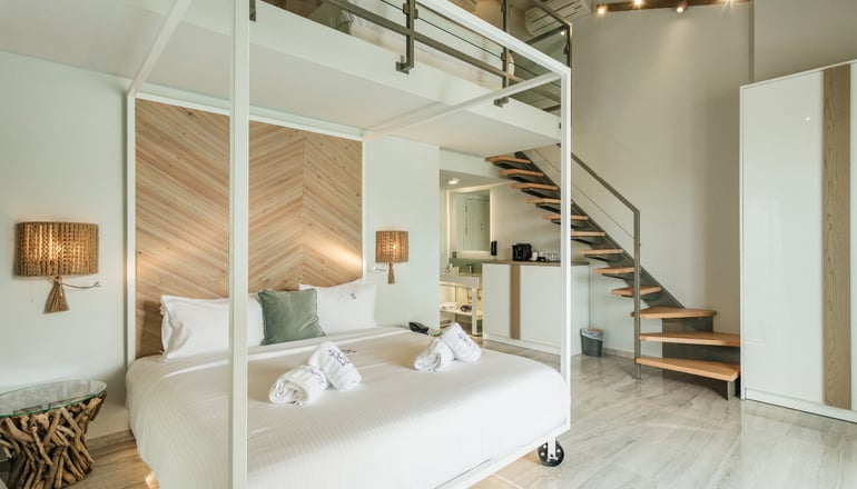 Blue Carpet Luxury Suites