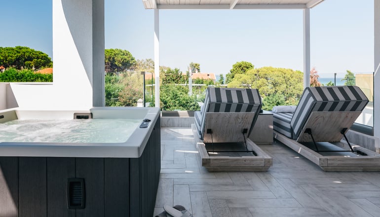 Blue Carpet Luxury Suites