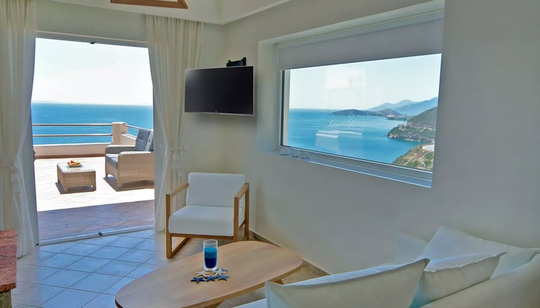 Blue Horizon Suites - Παράλιο Άστρος