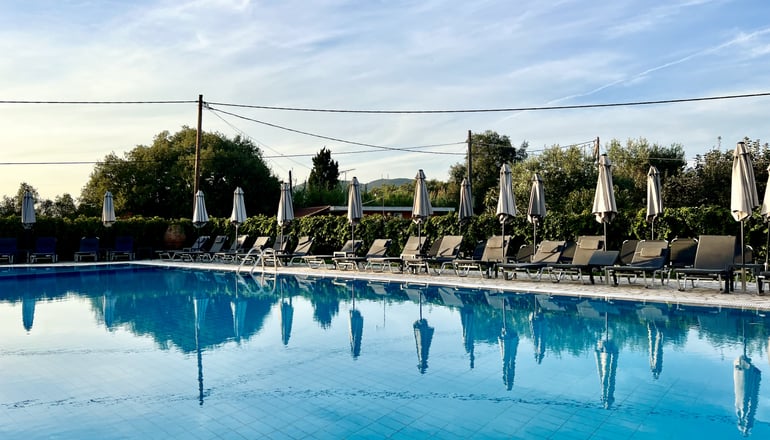 Bruskos Hotel & Suites - Άγιος Γεώργιος Αργυράδων, Κέρκυρα