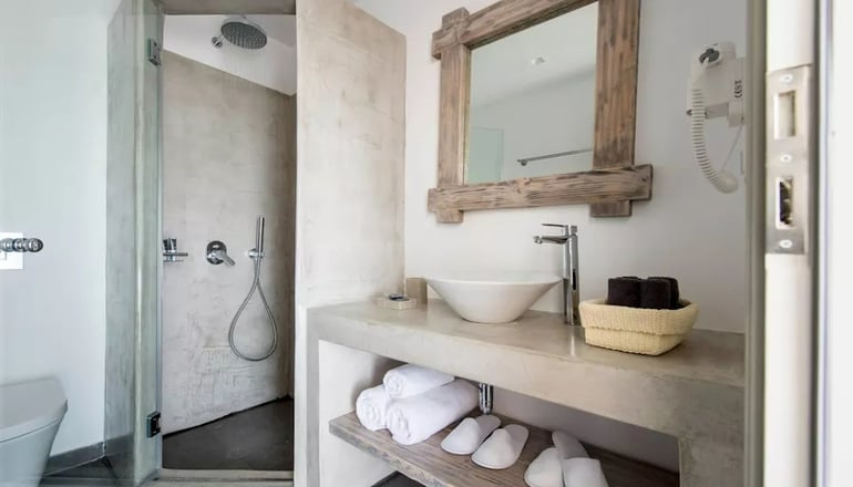 Caldera's Dolphin Suites