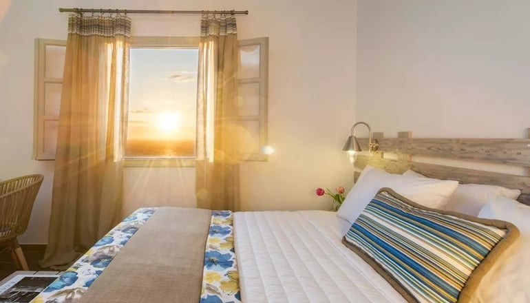 Caldera's Dolphin Suites