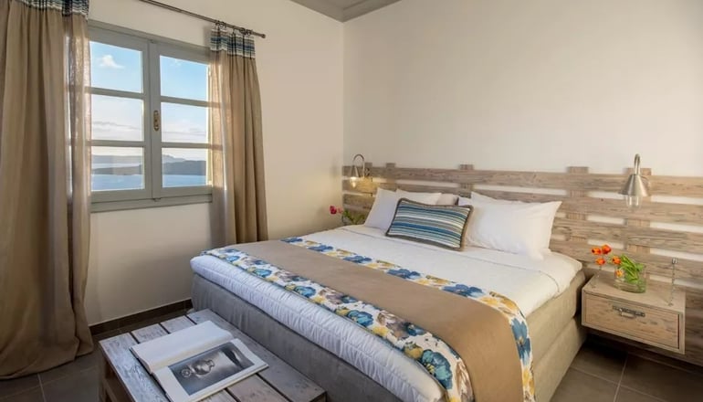 Caldera's Dolphin Suites