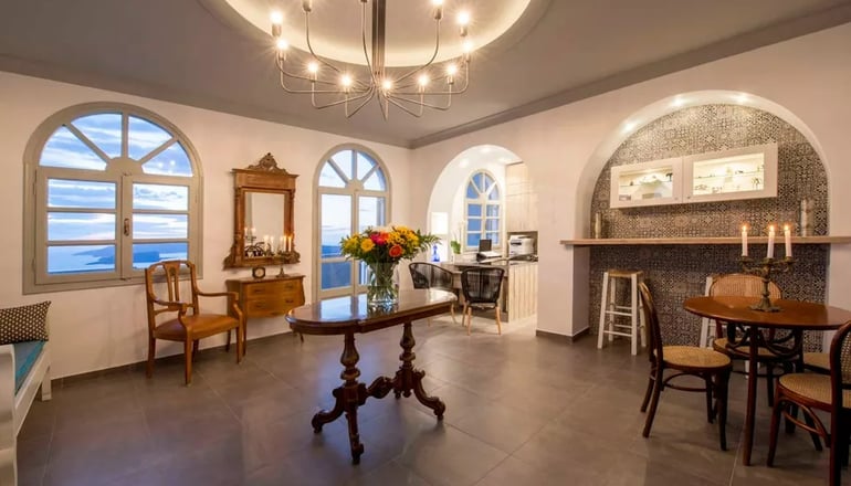 Caldera's Dolphin Suites