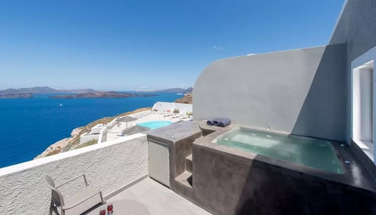 Caldera's Dolphin Suites