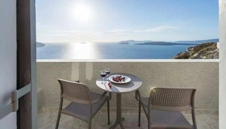 Caldera's Dolphin Suites