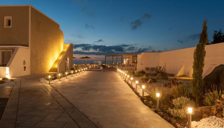 Caldera's Dolphin Suites