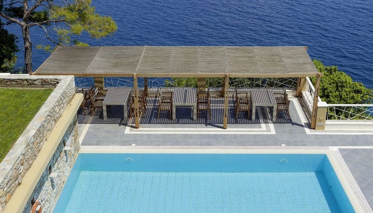 Cape Kanapitsa Hotel Suites