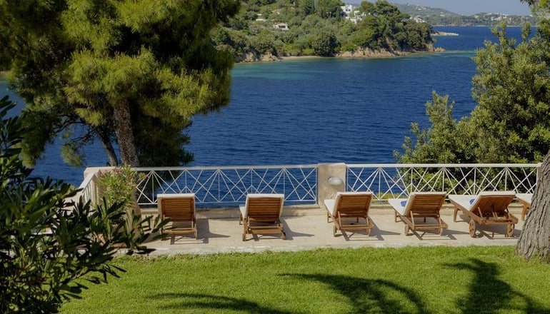 Cape Kanapitsa Hotel Suites