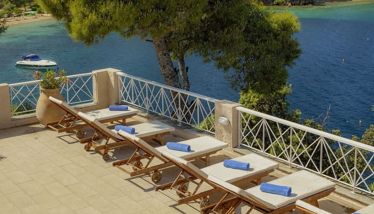 Cape Kanapitsa Hotel Suites