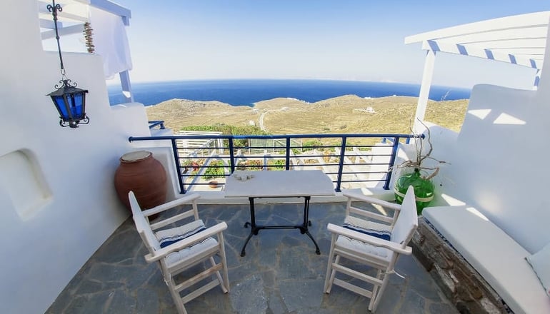 Castria Boutique Studios - Τήνος