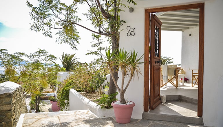 Cavos Bungalows & Studios