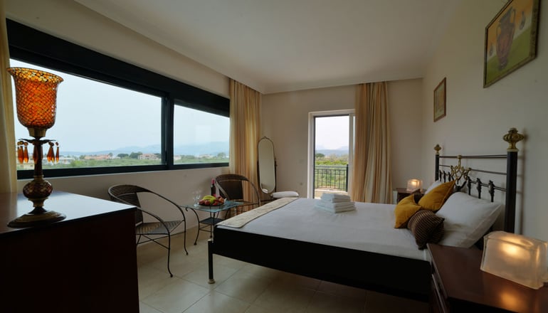 Chateau de Georges - Μαυροβούνι, Γύθειο