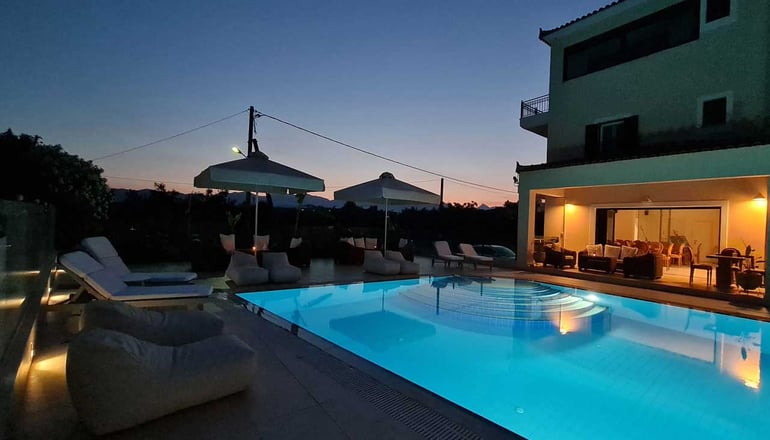 Chateau de Georges - Μαυροβούνι, Γύθειο