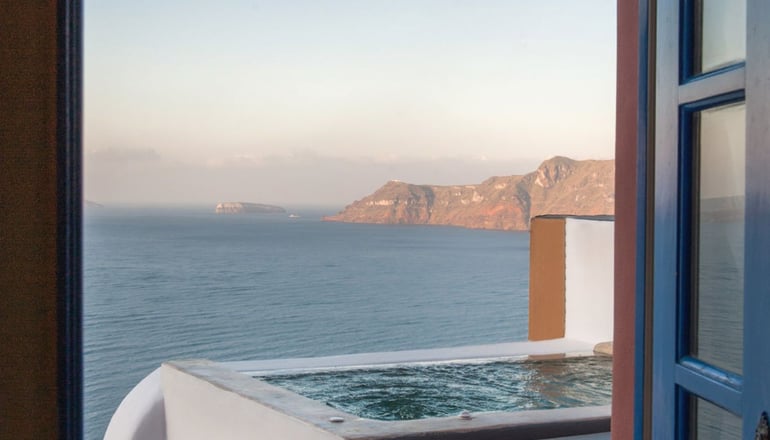 Chroma Suites - Oία, Σαντορίνη