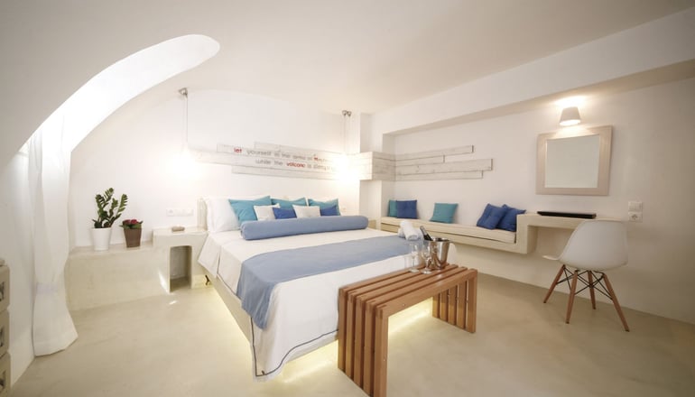 Chroma Suites - Oία, Σαντορίνη