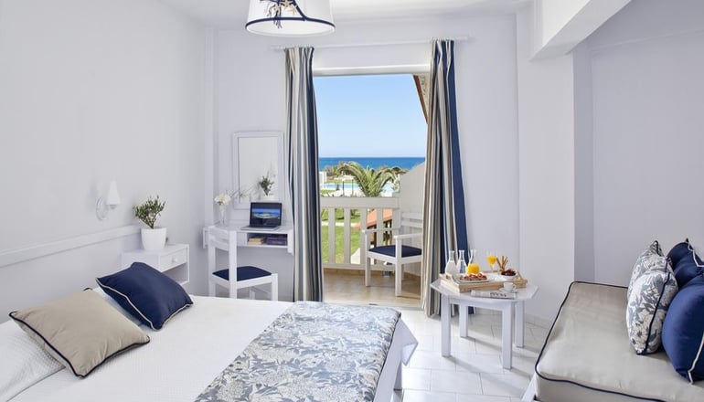 Chryssana Beach Hotel