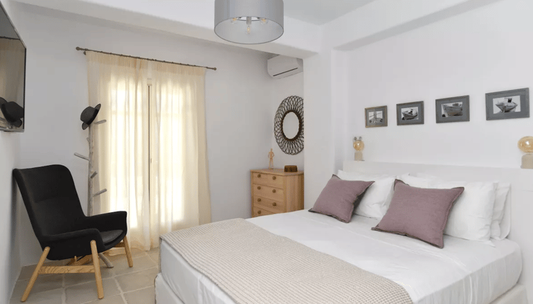 Ciel Paros Villas