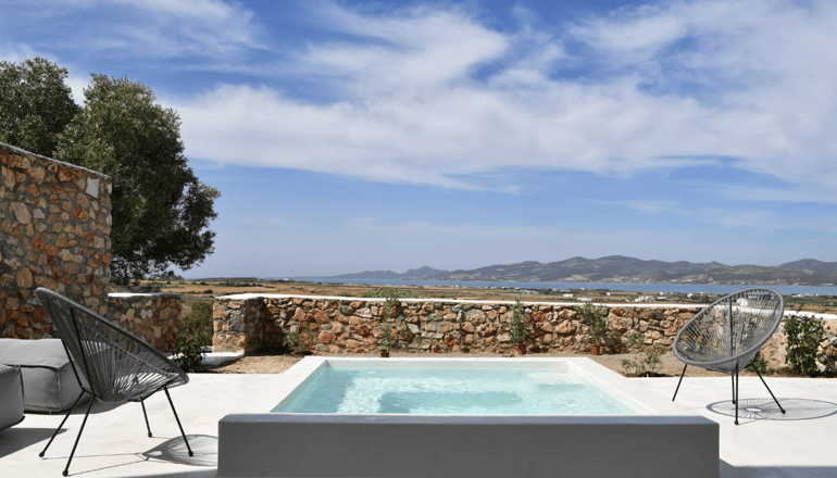 Ciel Paros Villas