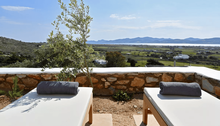 Ciel Paros Villas