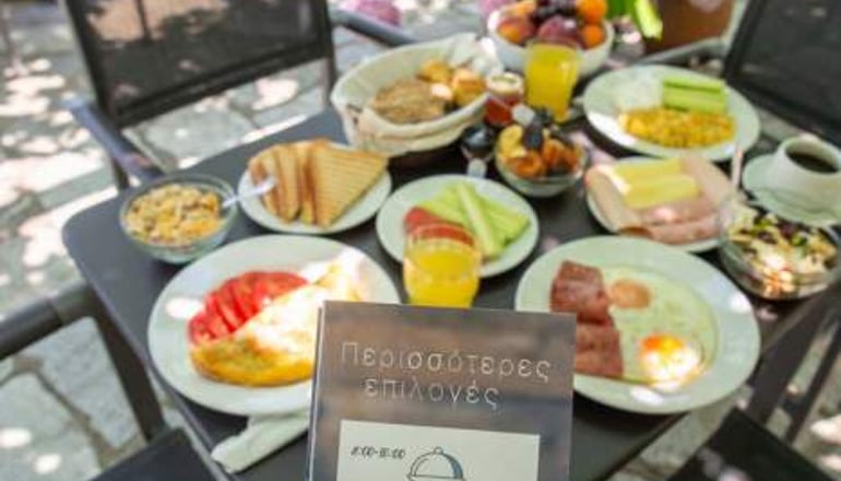 Cleopatra Hotel - Χορευτό, Πήλιο