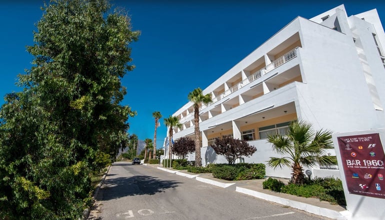 Cleopatra Kris Mari Hotel