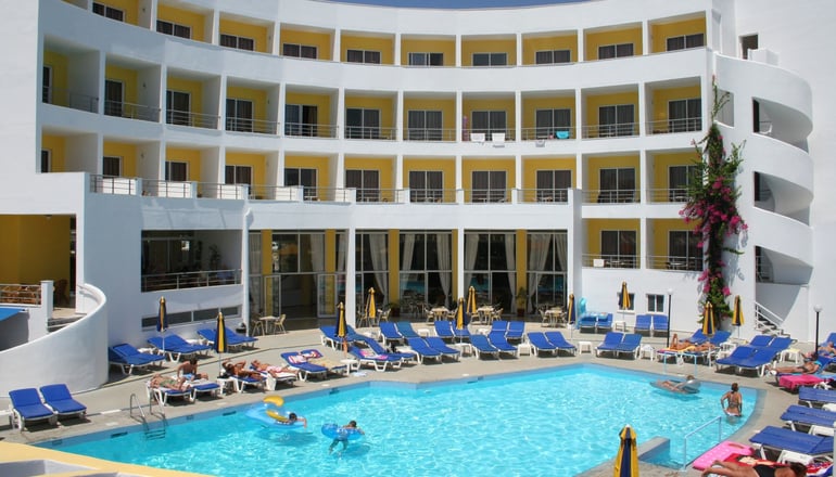 Cleopatra Kris Mari Hotel