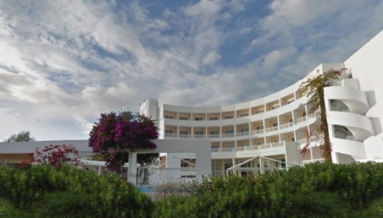 Cleopatra Kris Mari Hotel