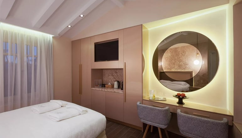 Consolato Boutique Suites