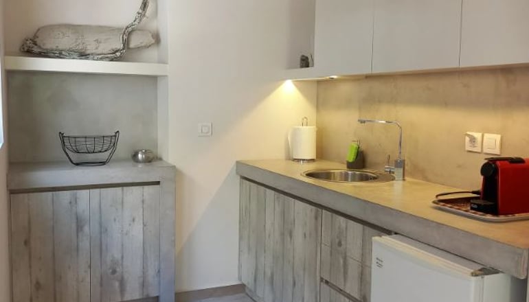 Core Luxury Suites - Σκιάθος